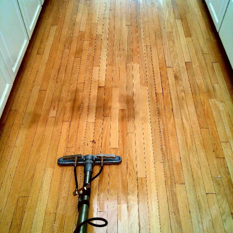 Cleaning tiled floor