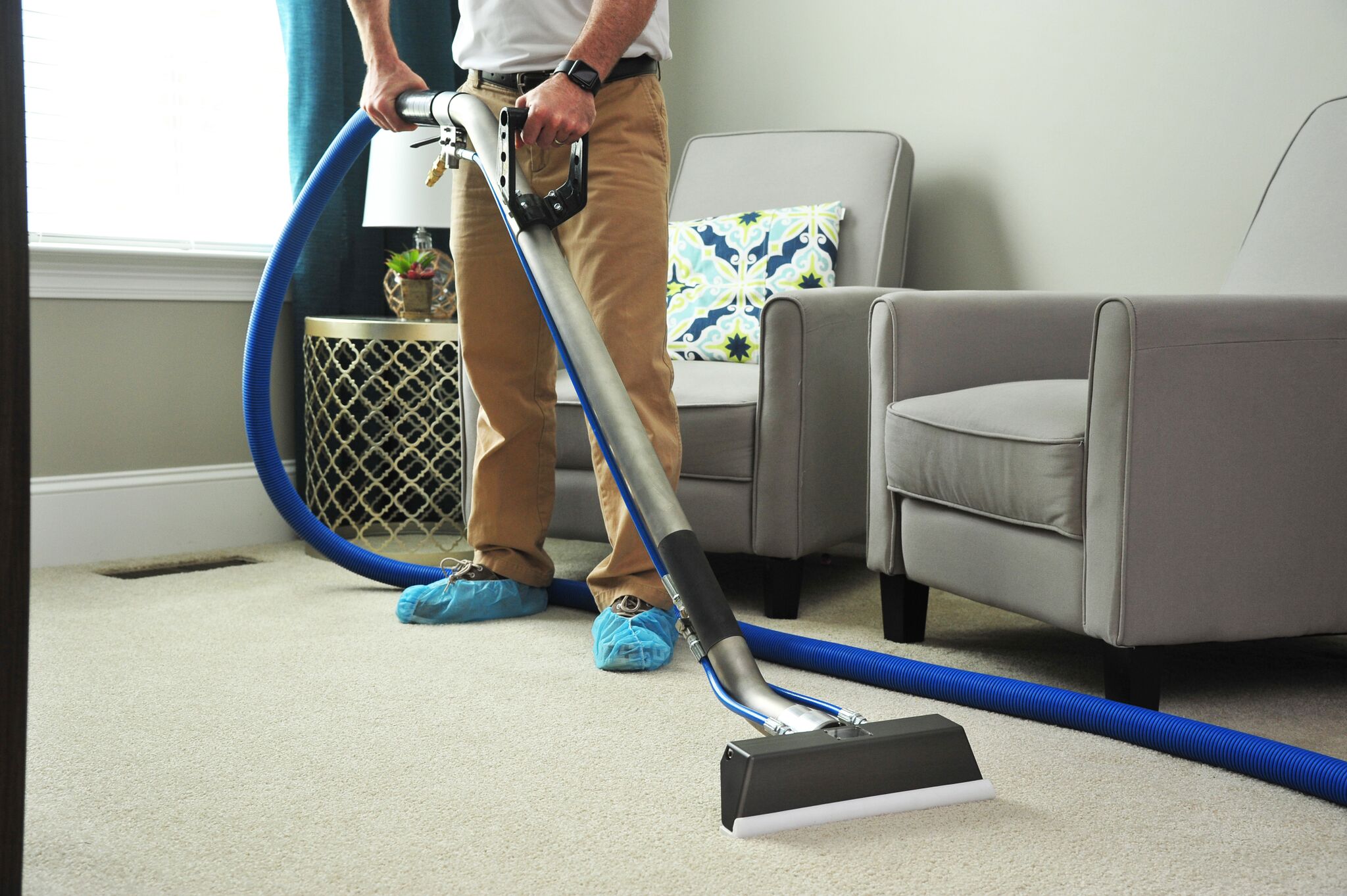 What is the Average Cost to Clean an Area Rug? - Under the Rug Floor Care
